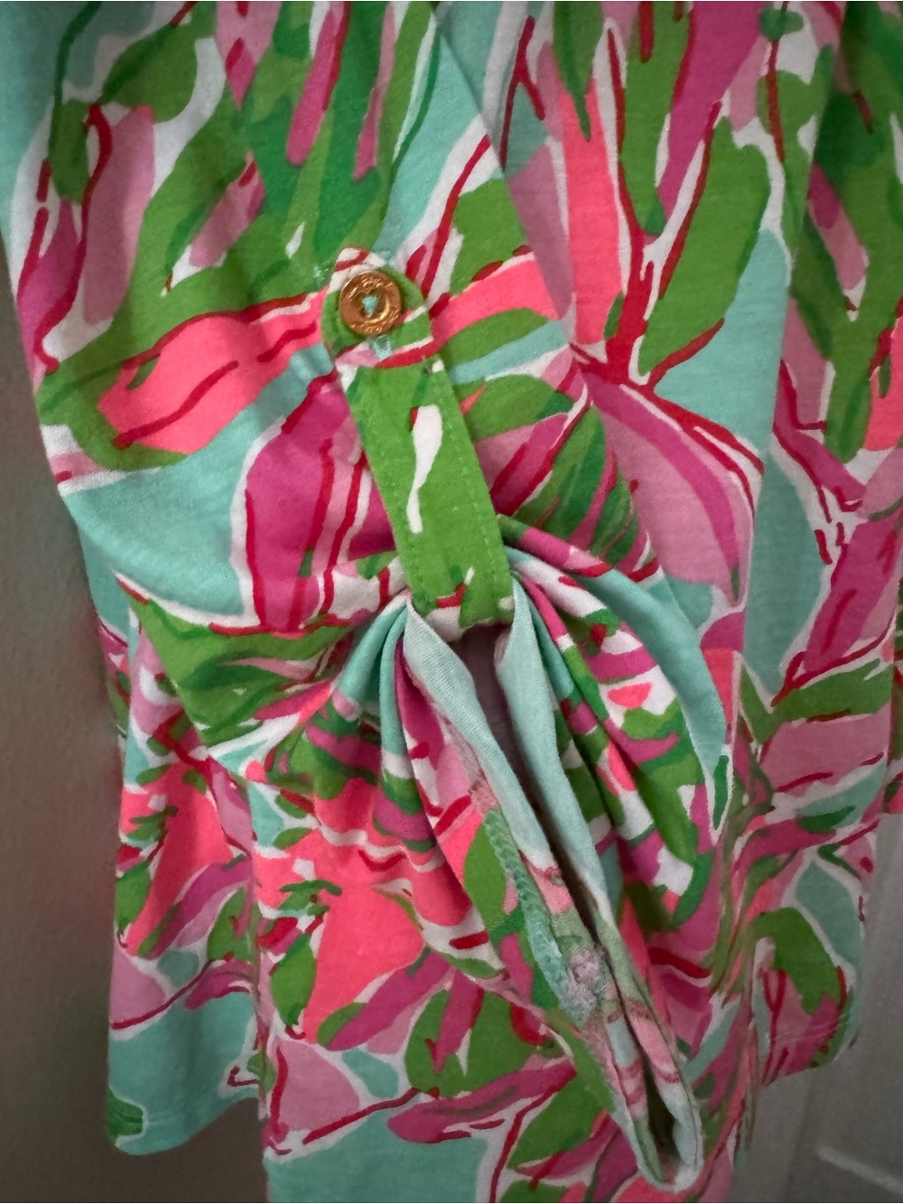 Lilly Pulitzer Dorothy “In the Vias” Print Henley Size Small 100% Pima Cotton - Picture 5 of 10